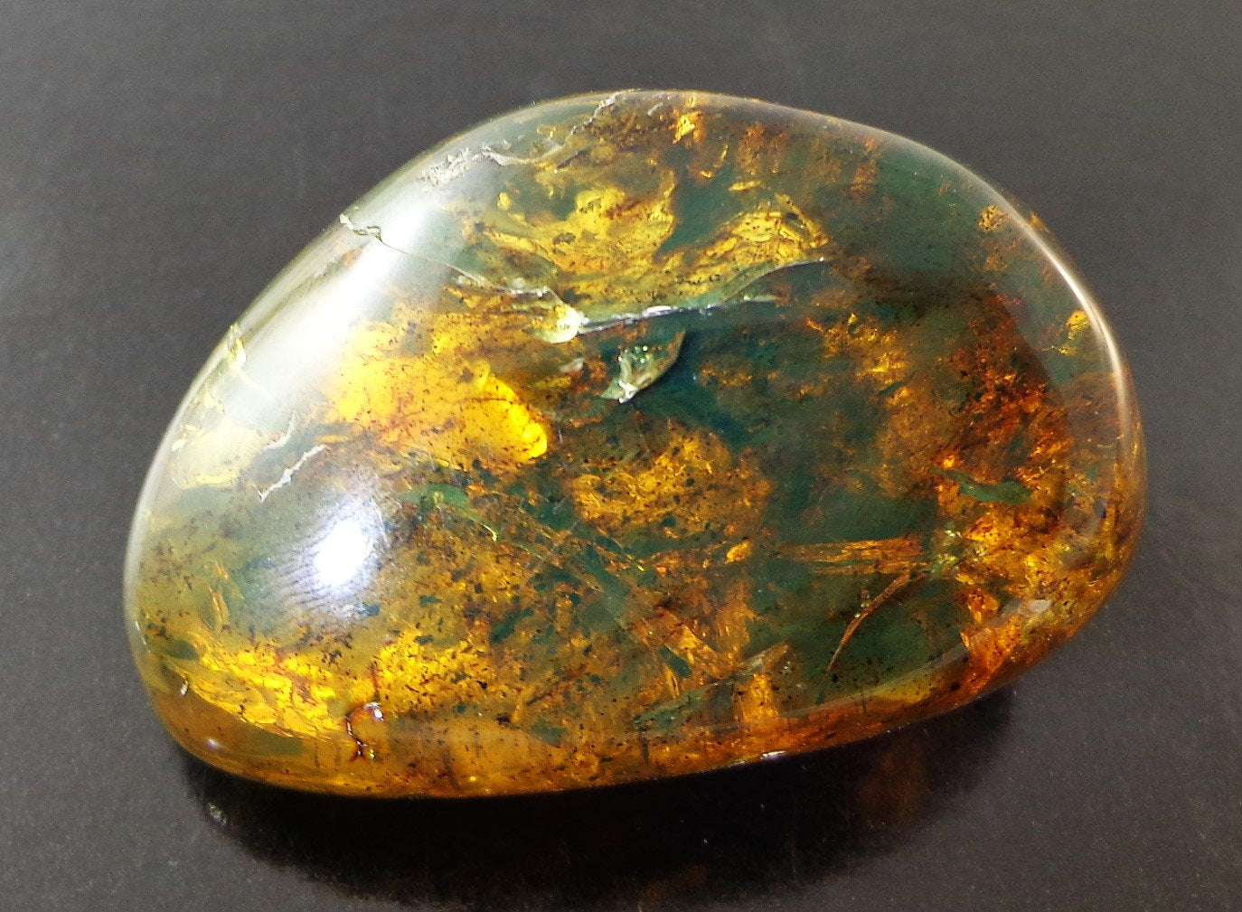 Green Mexican Amber w Some Moss Inclusion Full Polished 42g