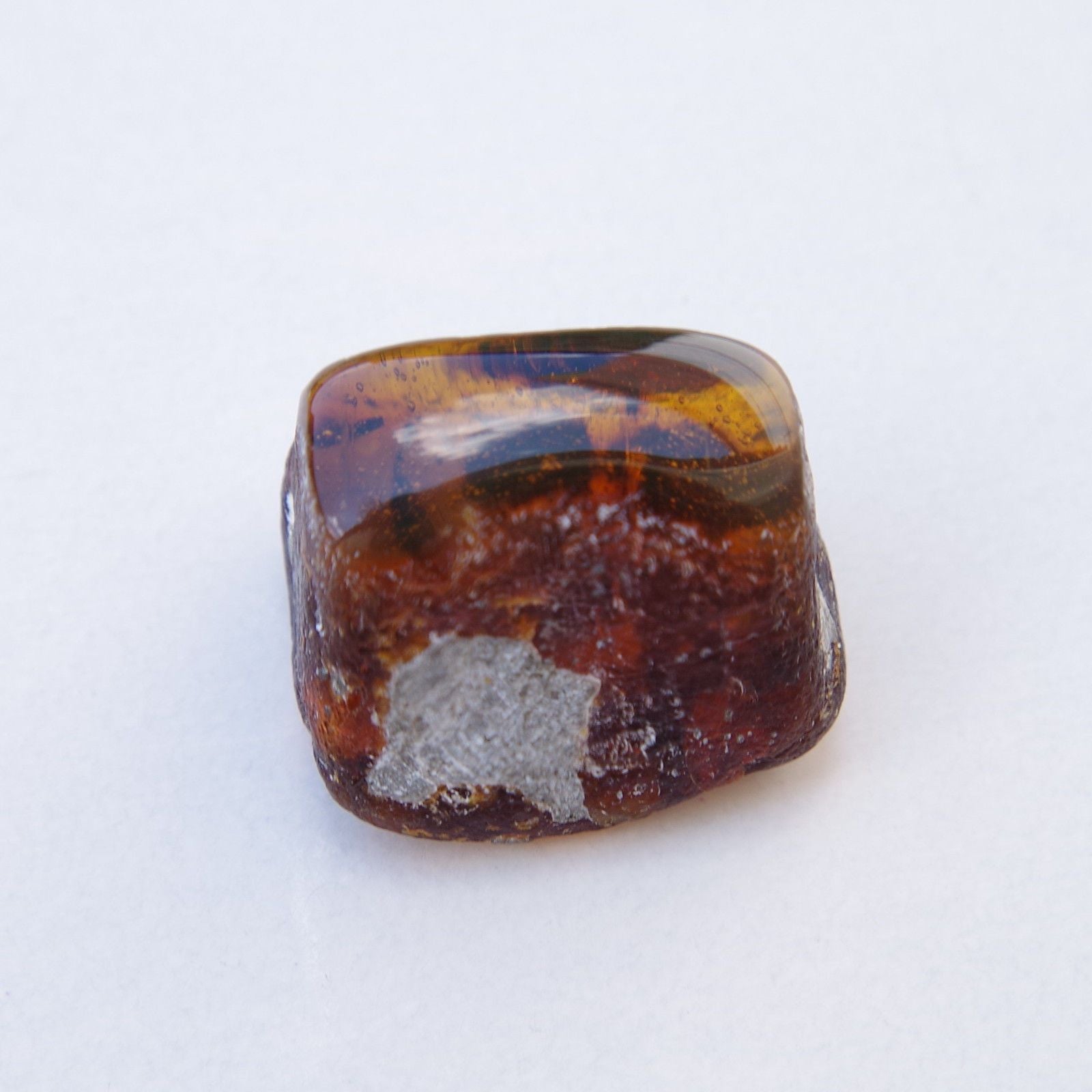 Red Green Mexican Amber Stone Good Clarity w Some Bubbles Inside 6.3g