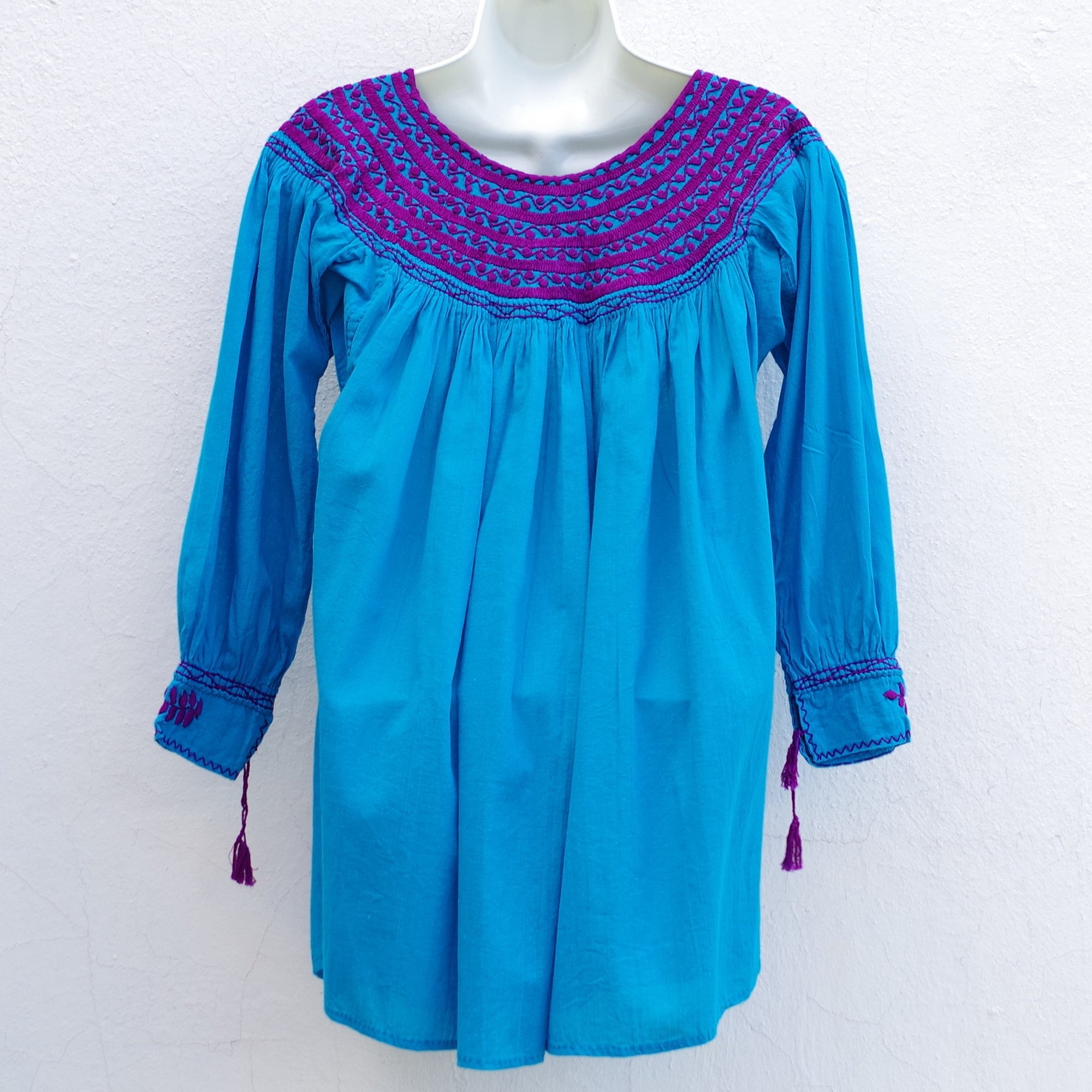 Mexican Women's Peasant Blouse Boho Hand Embroidery from Chiapas XS, S