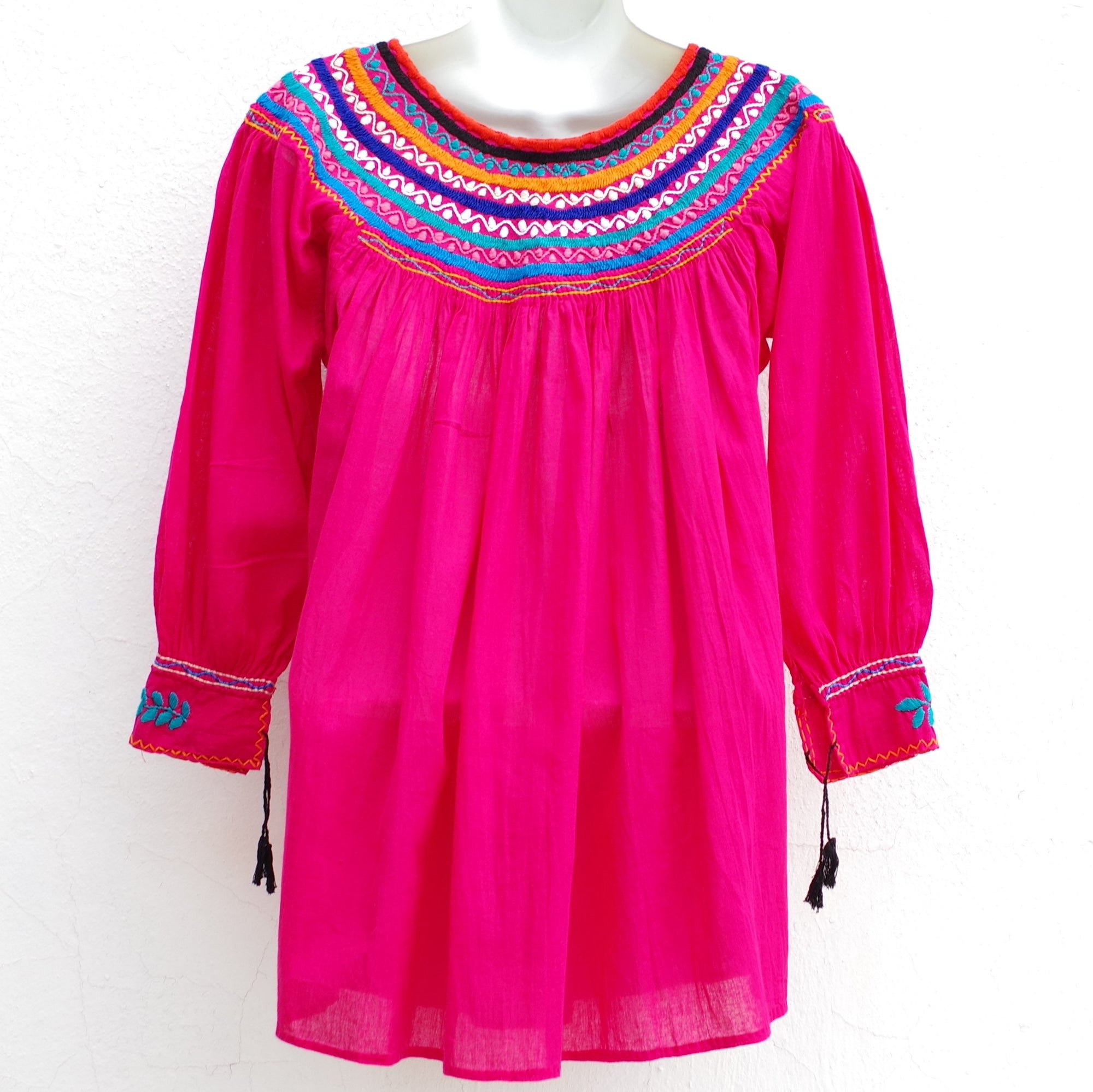 Mexican Women's Peasant Blouse Boho Hand Embroidery from Chiapas S