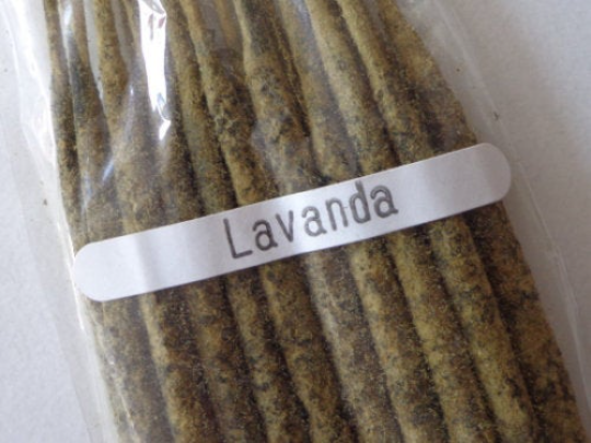 Lavender Incense Handrolled In Mexico 20 sticks Long Duration 1.5 hours