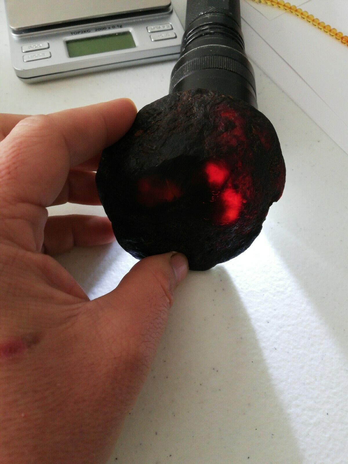 Red Mexican Amber 89g Blood Red Natural Raw