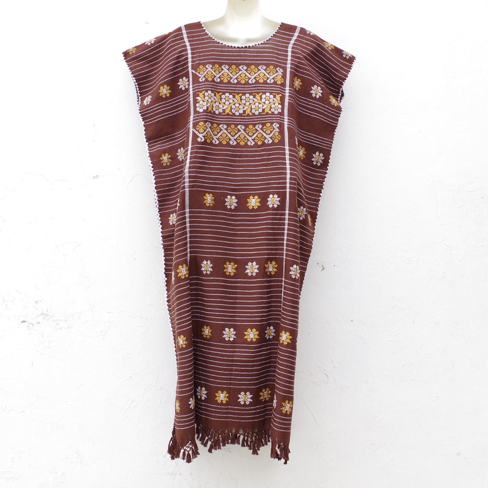 Mexican Women's Amuzgo Brown Dress Huipil Tunic Flowers Design XL/XXL - Mayan Copal Mexican Women's Amuzgo Brown Dress Huipil Tunic Flowers Design XL/XXL - Mayan Copal