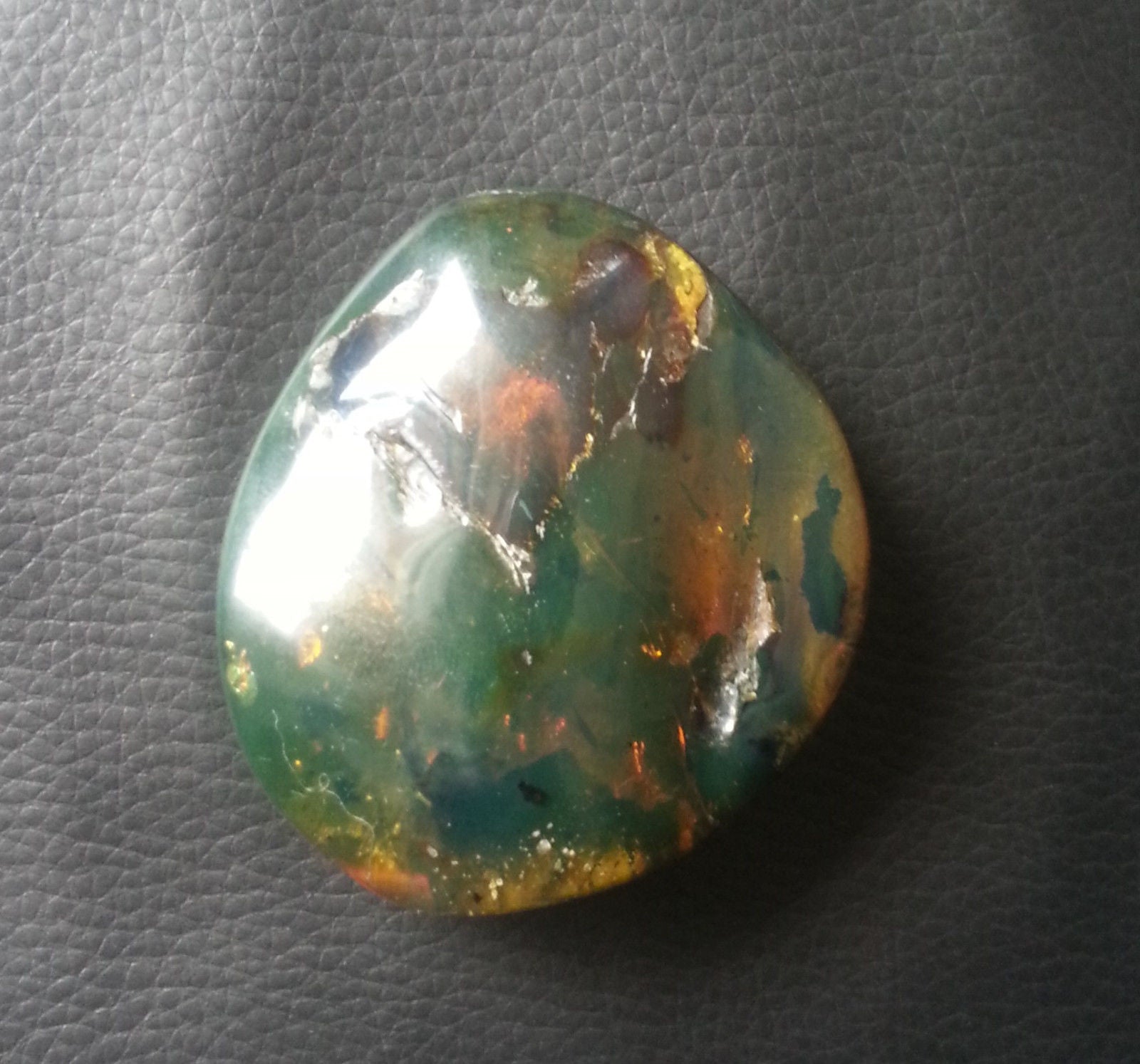 Rare Mexican Amber Mammal Hair inside Full Polished 33.8g