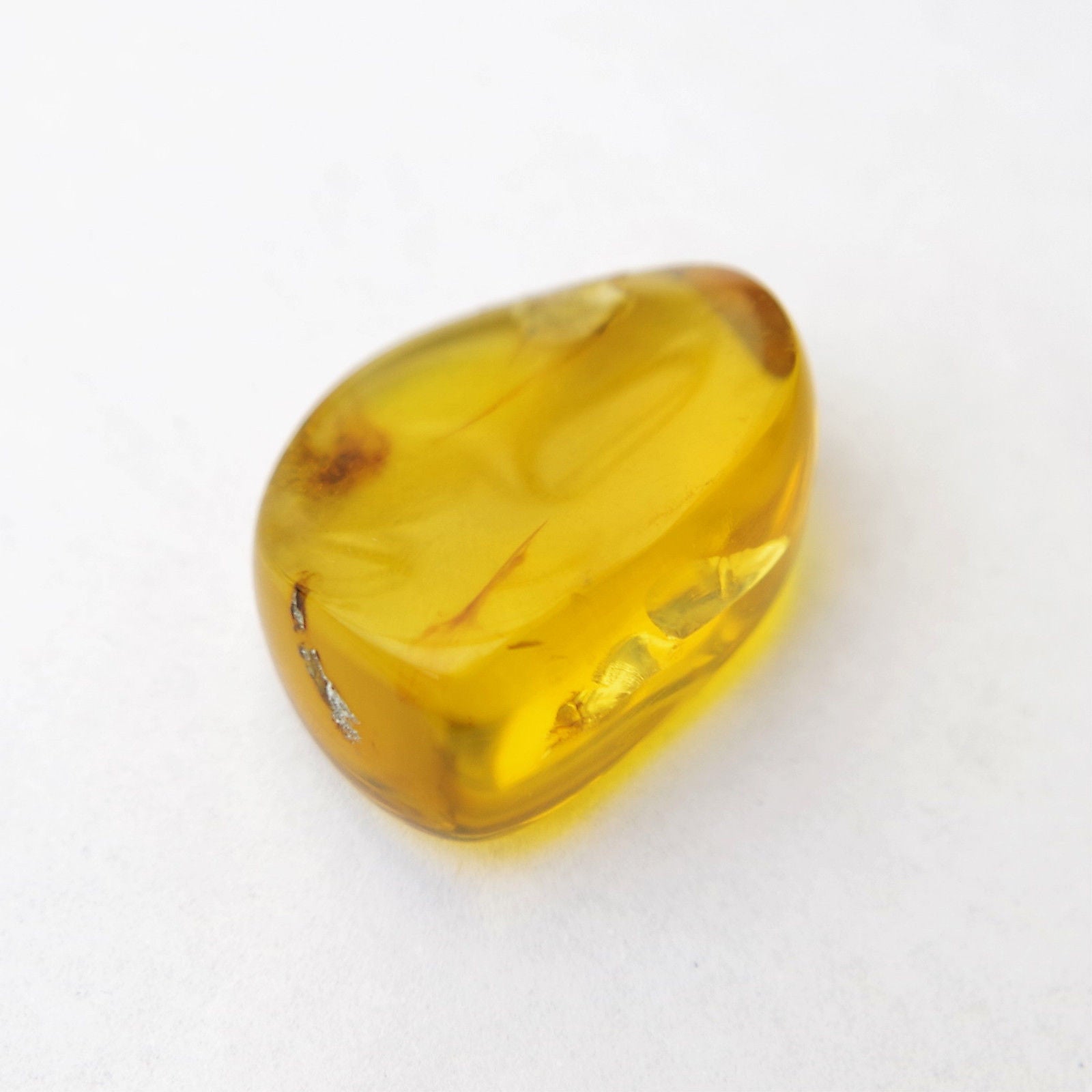 Green Mexican Amber Stone Full Polished Good Clarity w Some Moss Inclusion 4.8g