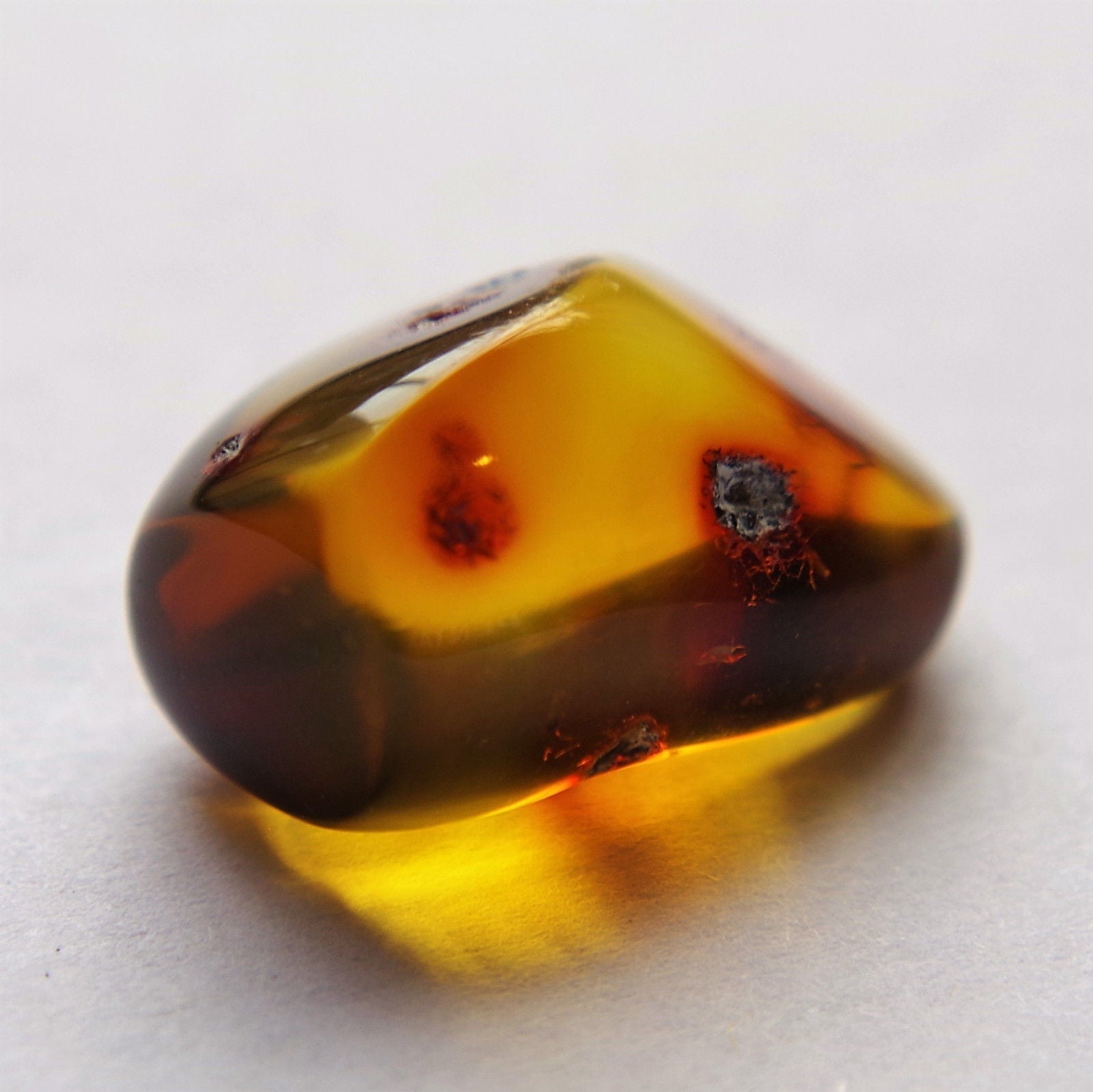 Red Green Mexican Amber Stone Full Polished Great Clarity 3.6g from Chiapas