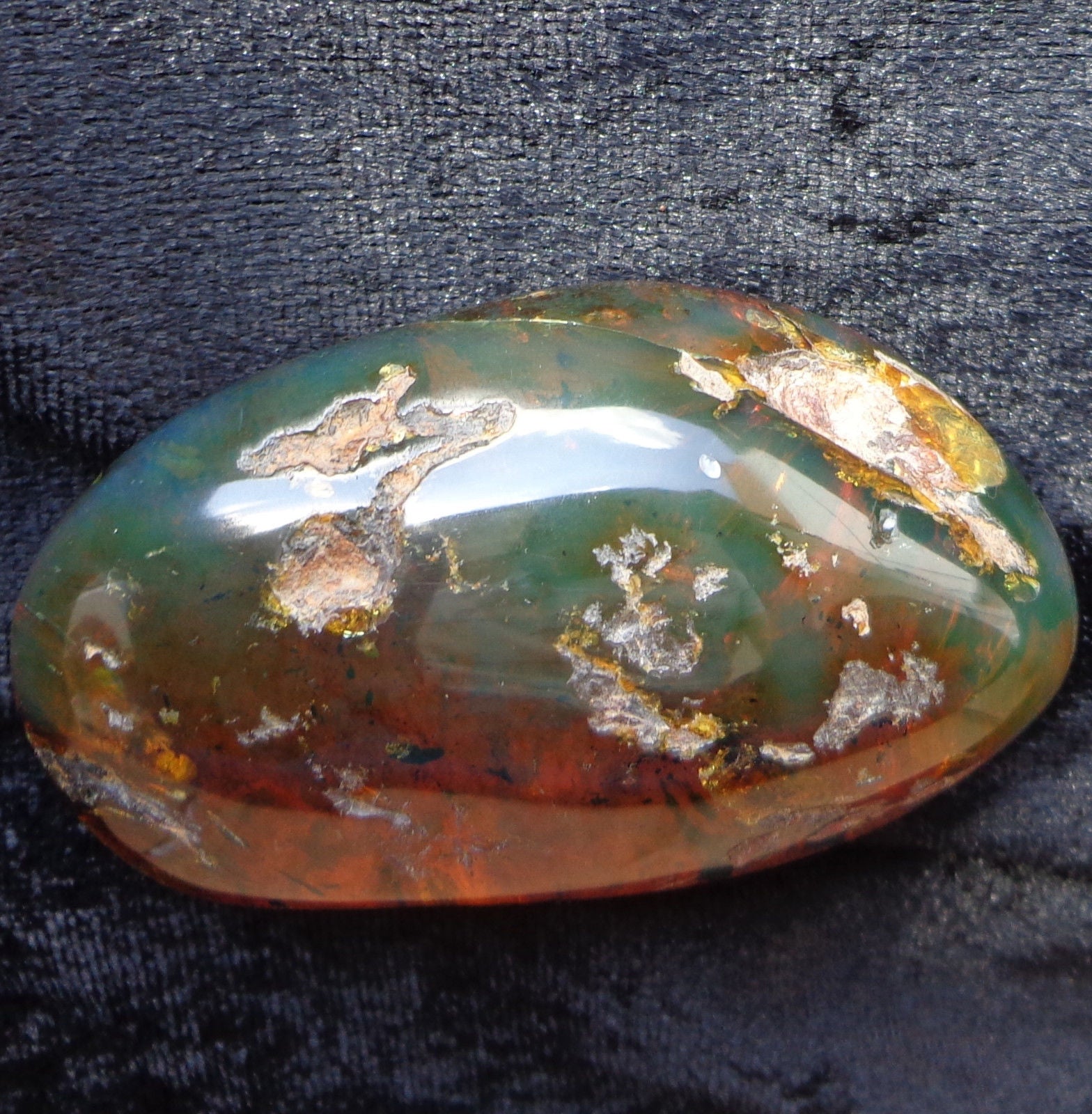 Red Blue Green Mexican Amber Stone Fossil Polished Chiapas 61.5g