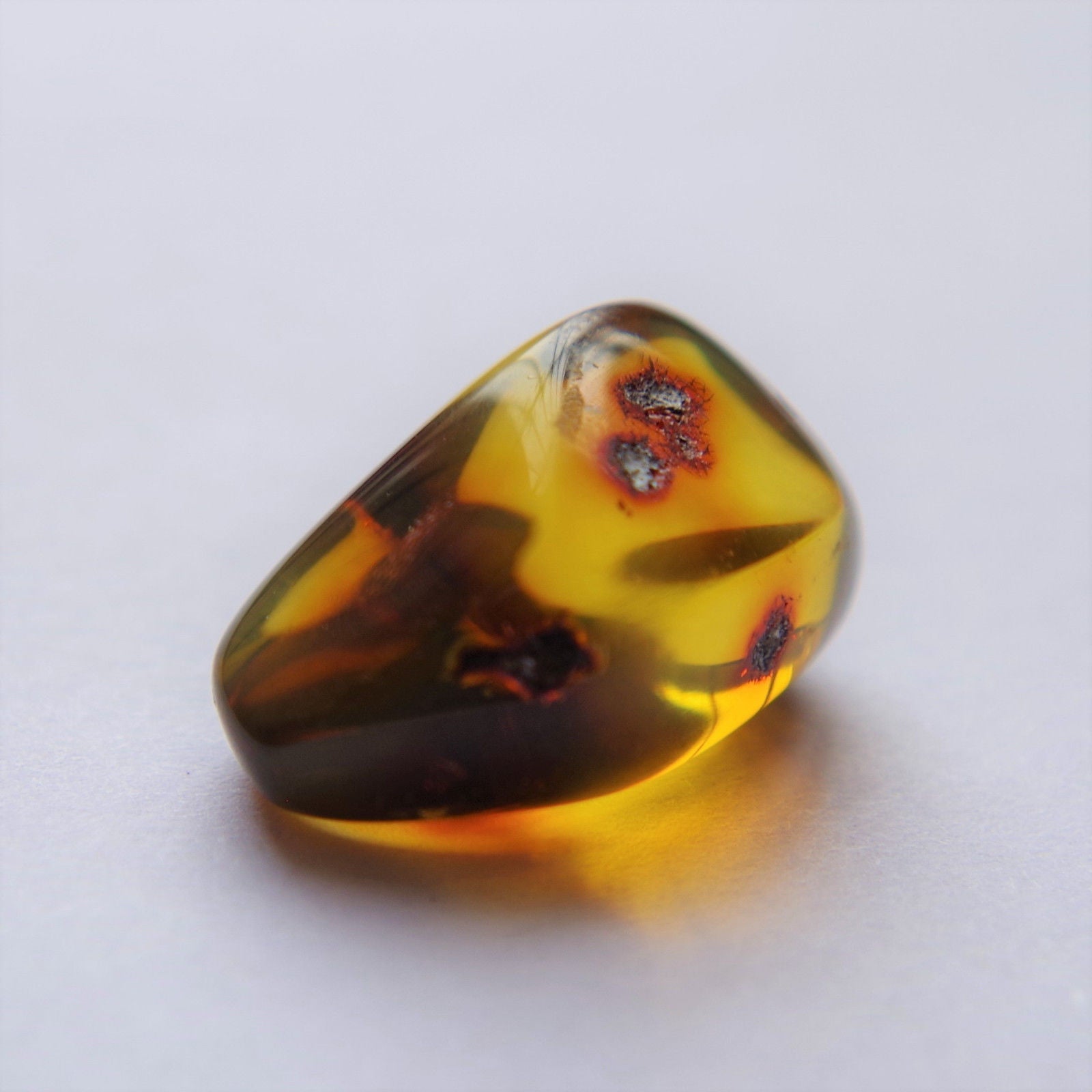 Red Green Mexican Amber Stone Full Polished Great Clarity 3.6g from Chiapas