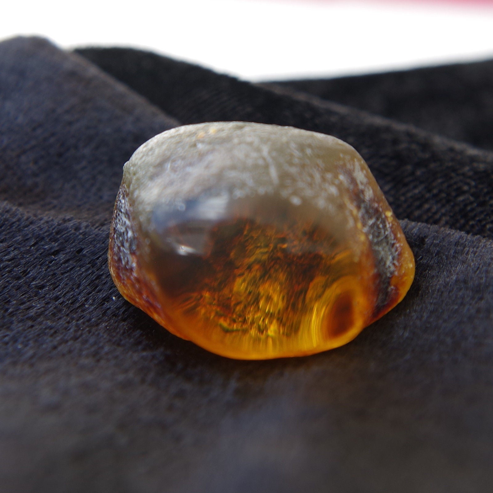 Green Mexican Amber Stone Top Quality AAA Window Polished 5.1g from Chiapas